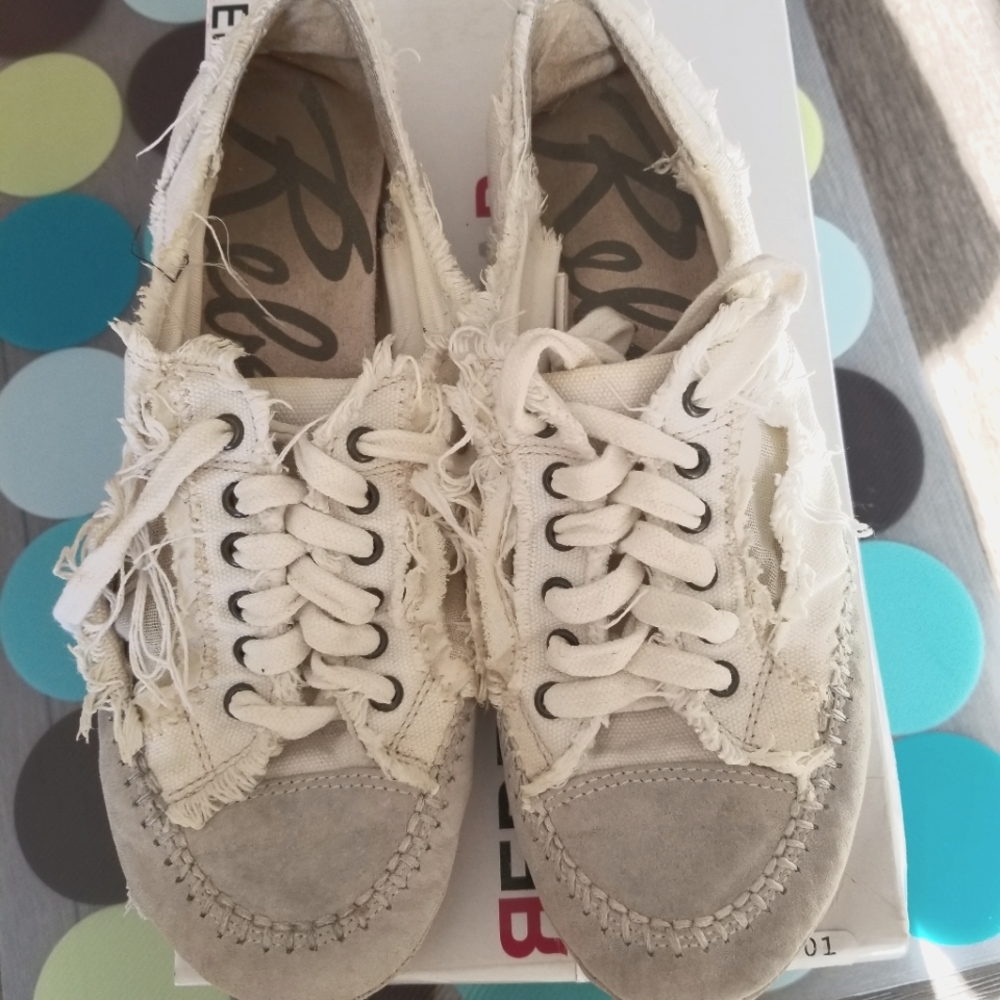 Rebels ragtag shoes